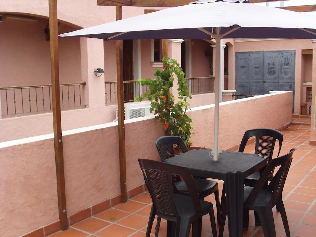 Hostal Terrazas Del San Bernardo Salta Exteriör bild