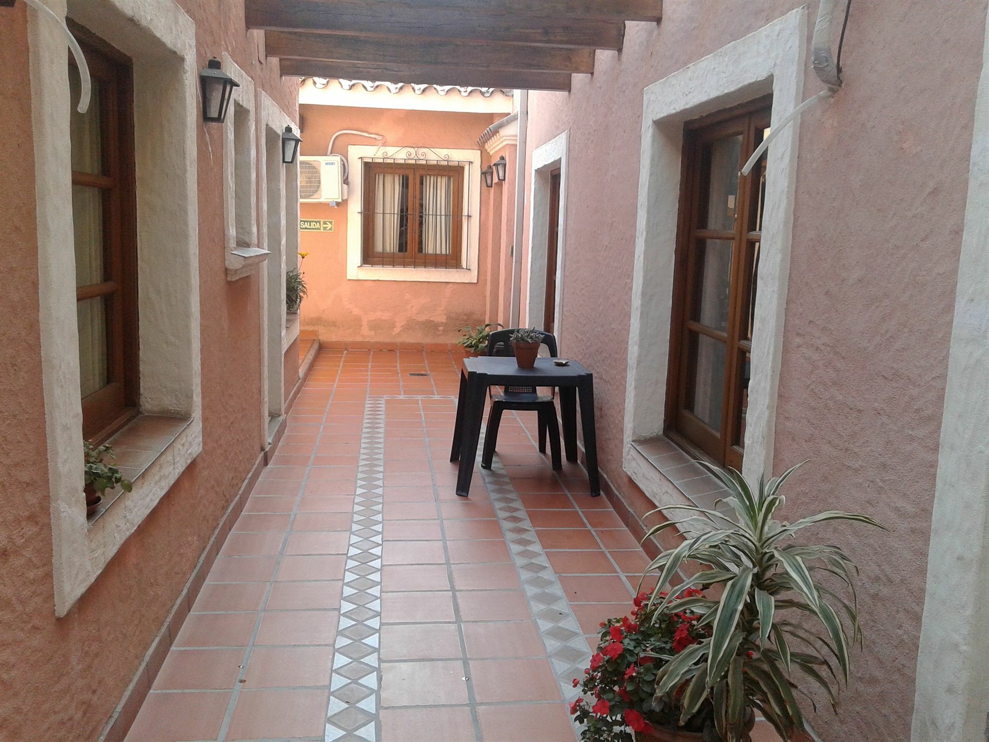 Hostal Terrazas Del San Bernardo Salta Exteriör bild